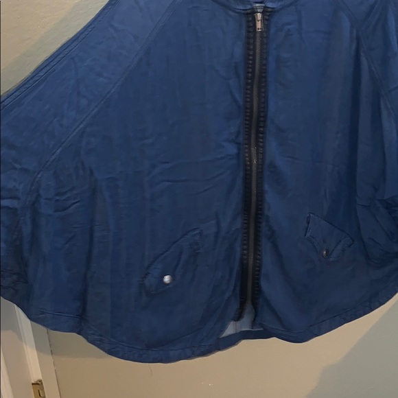 Denim poncho jacket - Picture 3 of 3